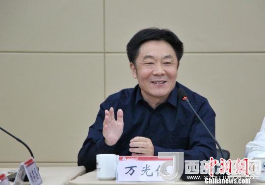 圖為山東師范大學副校長萬光俠在開幕式上發(fā)言。　趙曉 攝